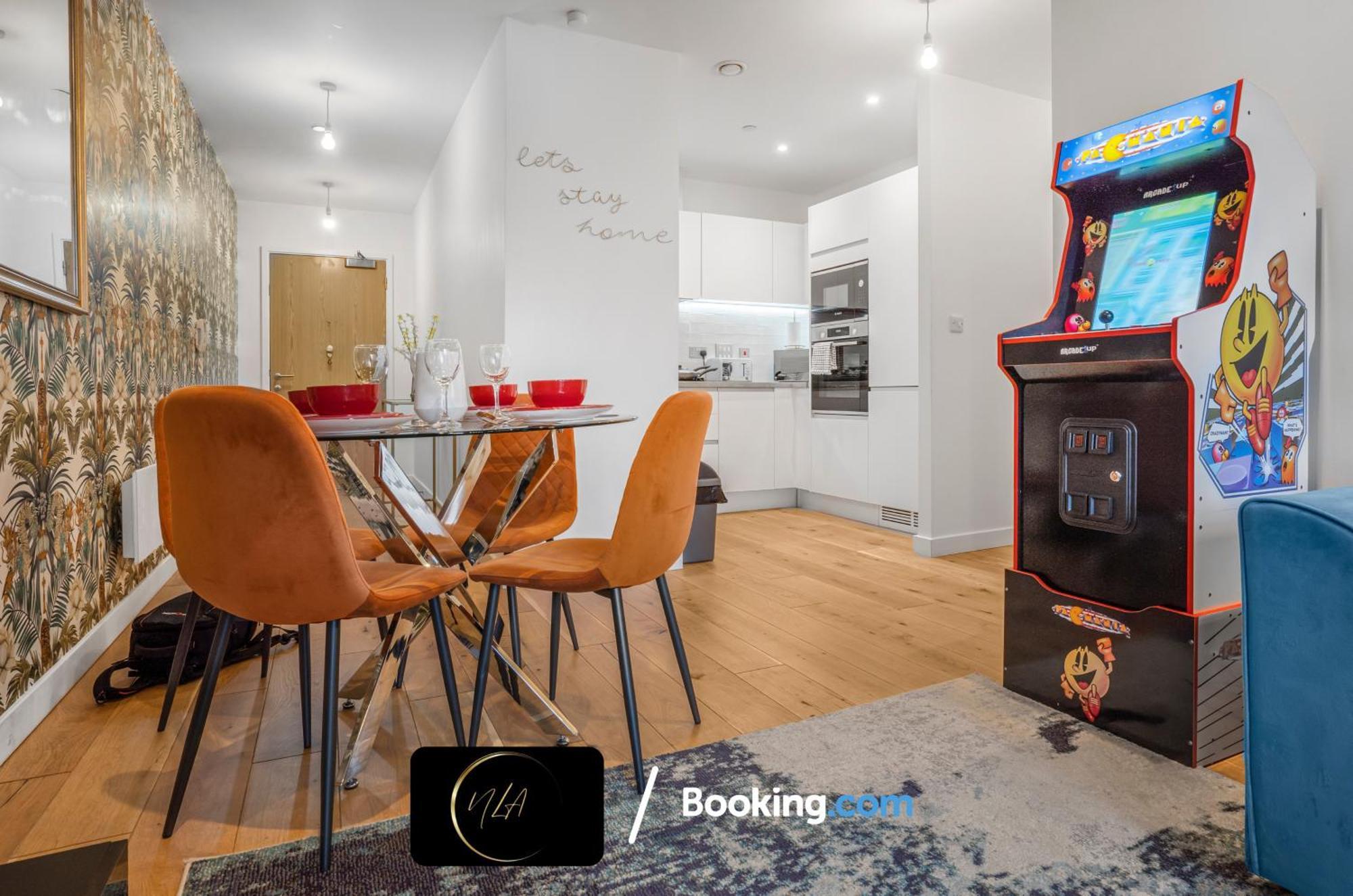 Centre With Free Parking, Netflix And Wifi - Suitable For Contractors And Families - By Noor Luxury *